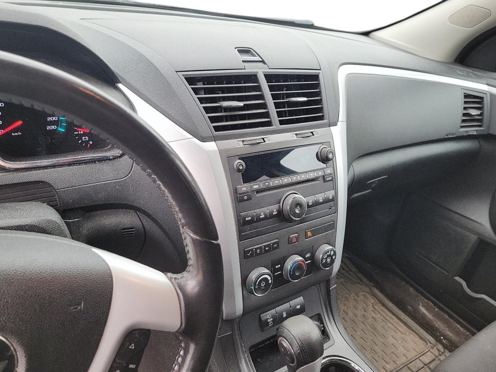 2012 Chevrolet Traverse 2LT FWD 1SC in Brantford, Ontario - 11 - w1024h768px