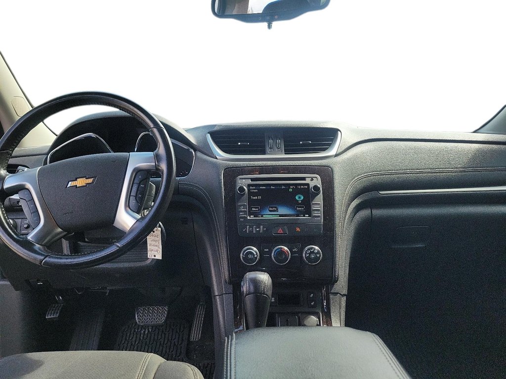 2017 Chevrolet Traverse FWD 1LT in Brantford, Ontario - 9 - w1024h768px