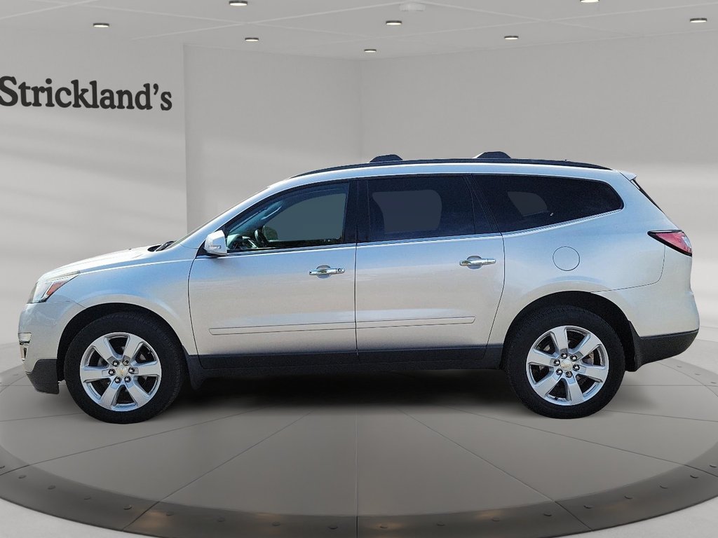 2017 Chevrolet Traverse FWD 1LT in Brantford, Ontario - 5 - w1024h768px