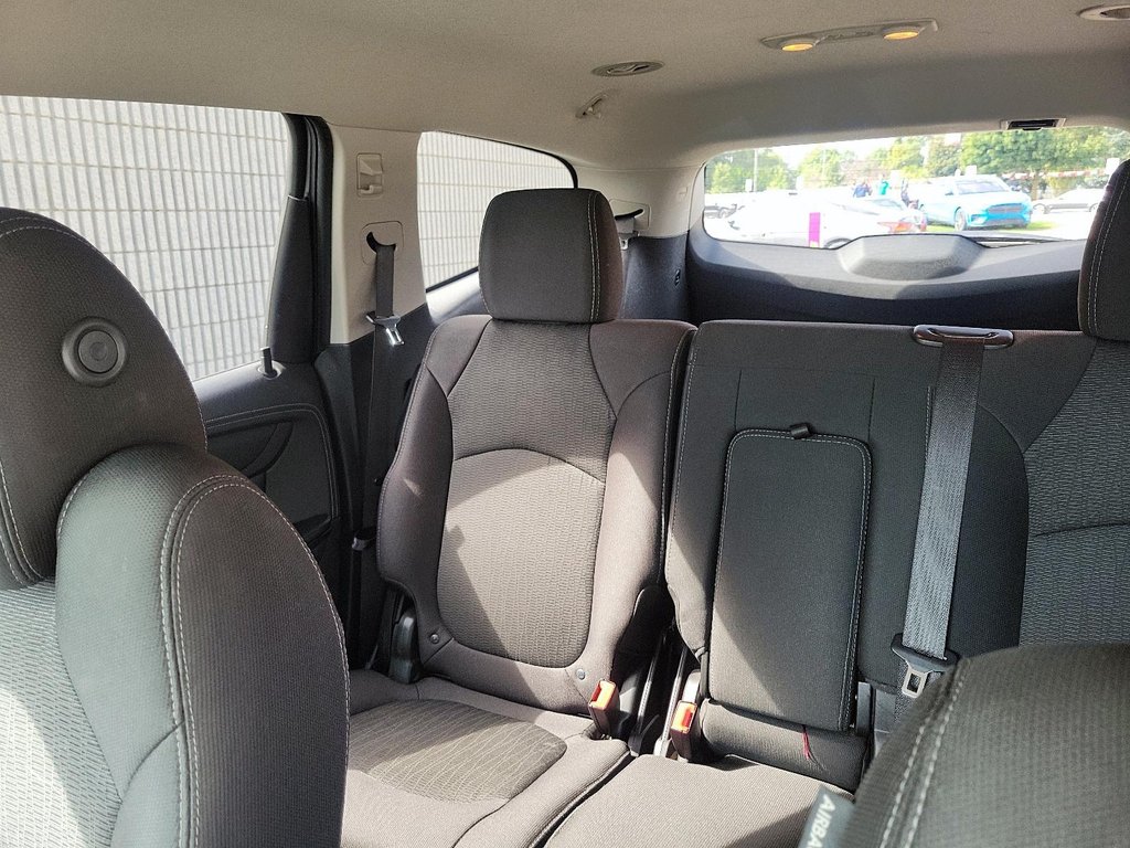 2017 Chevrolet Traverse FWD 1LT in Brantford, Ontario - 15 - w1024h768px