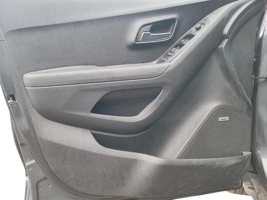 2014 Chevrolet Trax 1LT AWD in Brantford, Ontario - 10 - w1024h768px