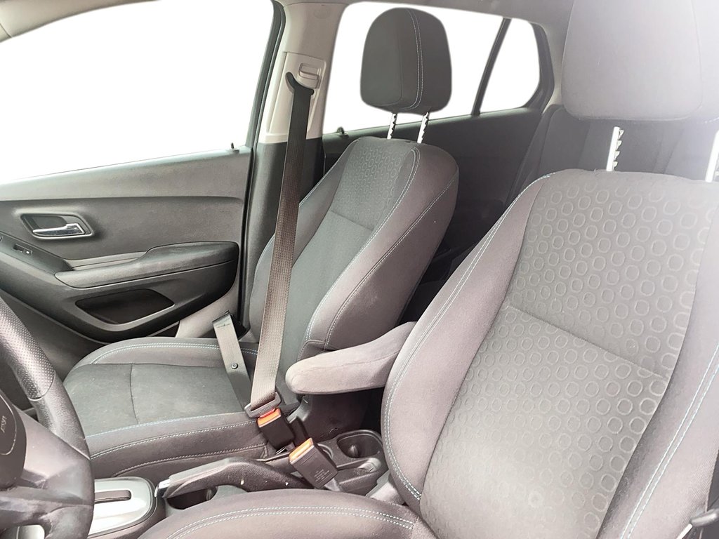 2016 Chevrolet Trax FWD LS in Brantford, Ontario - 8 - w1024h768px