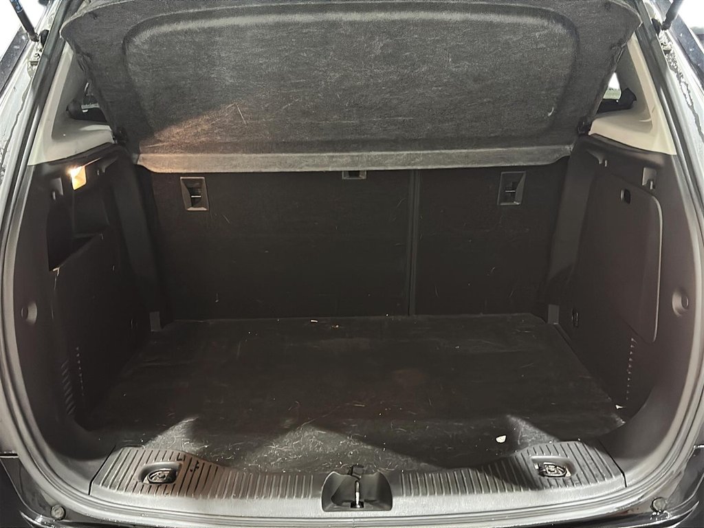 2020 Chevrolet Trax FWD LT in Brantford, Ontario - 6 - w1024h768px