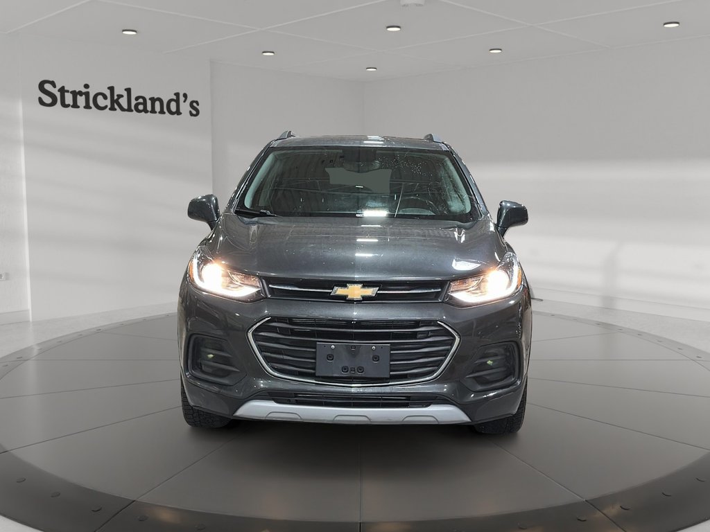 2020 Chevrolet Trax AWD LT in Brantford, Ontario - 2 - w1024h768px