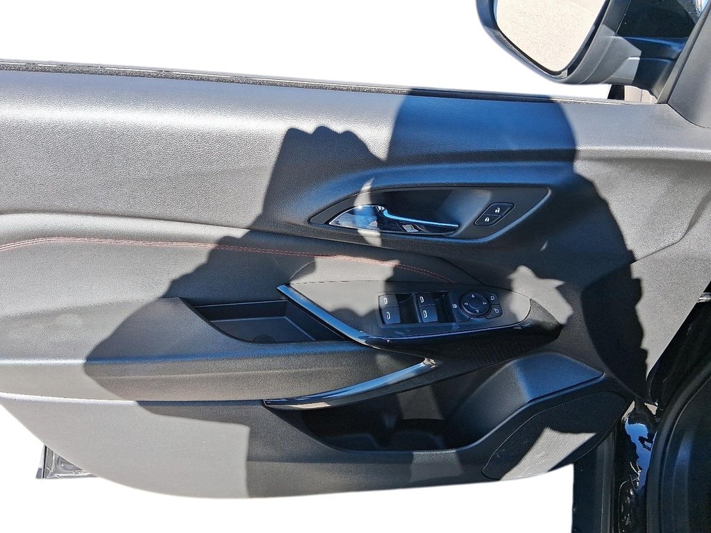 2024 Chevrolet Trax 2RS in Brantford, Ontario - 12 - w1024h768px