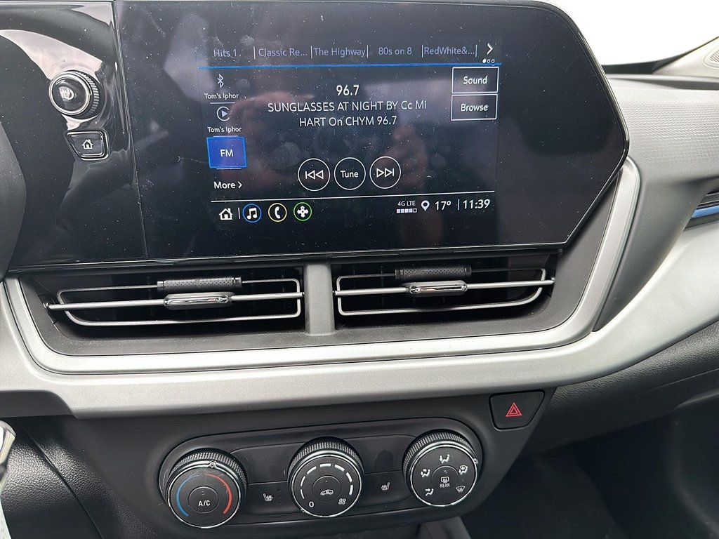 2025 Chevrolet Trax FWD 4dr LS in Brantford, Ontario - 13 - w1024h768px