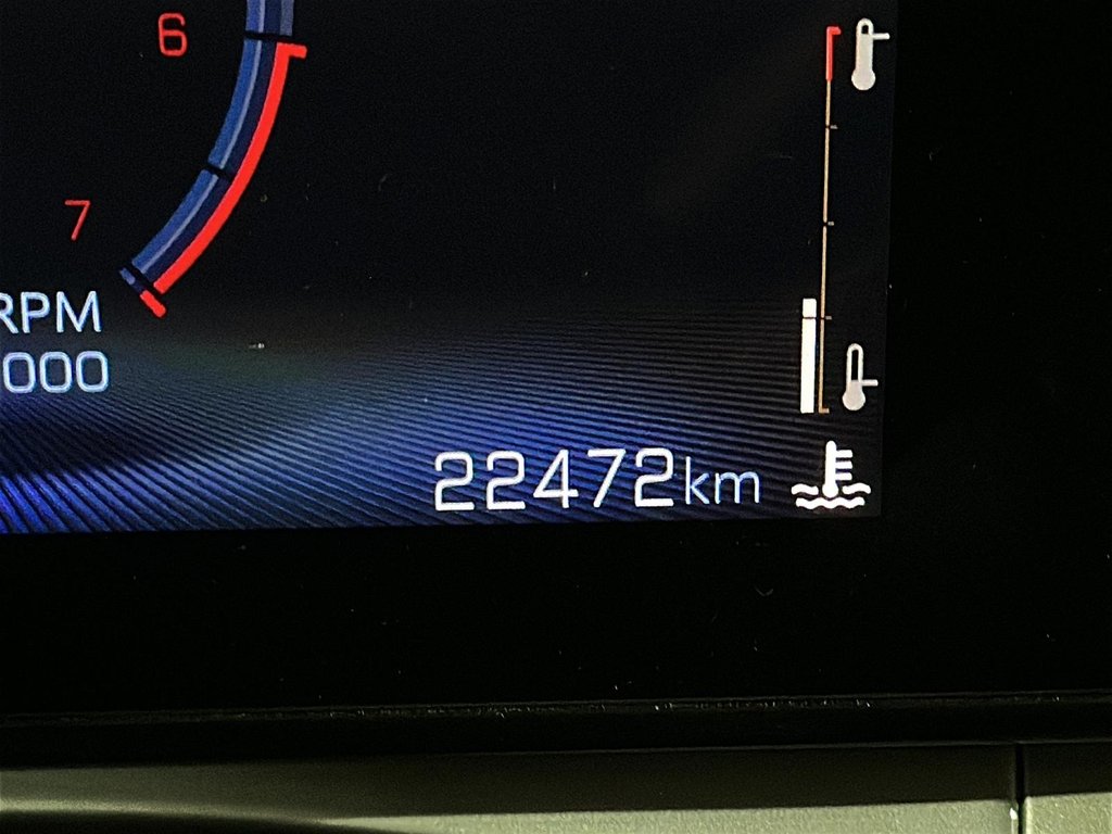 2025 Chevrolet Trax FWD 4dr LT in Brantford, Ontario - 12 - w1024h768px