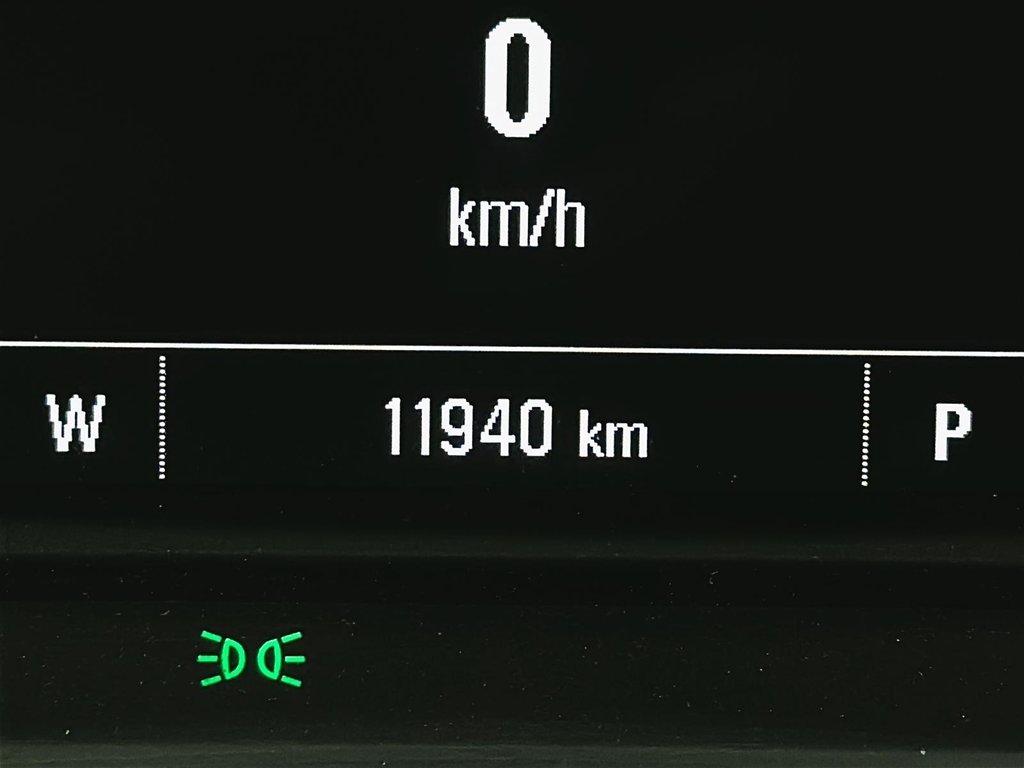 2025 Chevrolet Trax FWD 4dr LS in Brantford, Ontario - 12 - w1024h768px