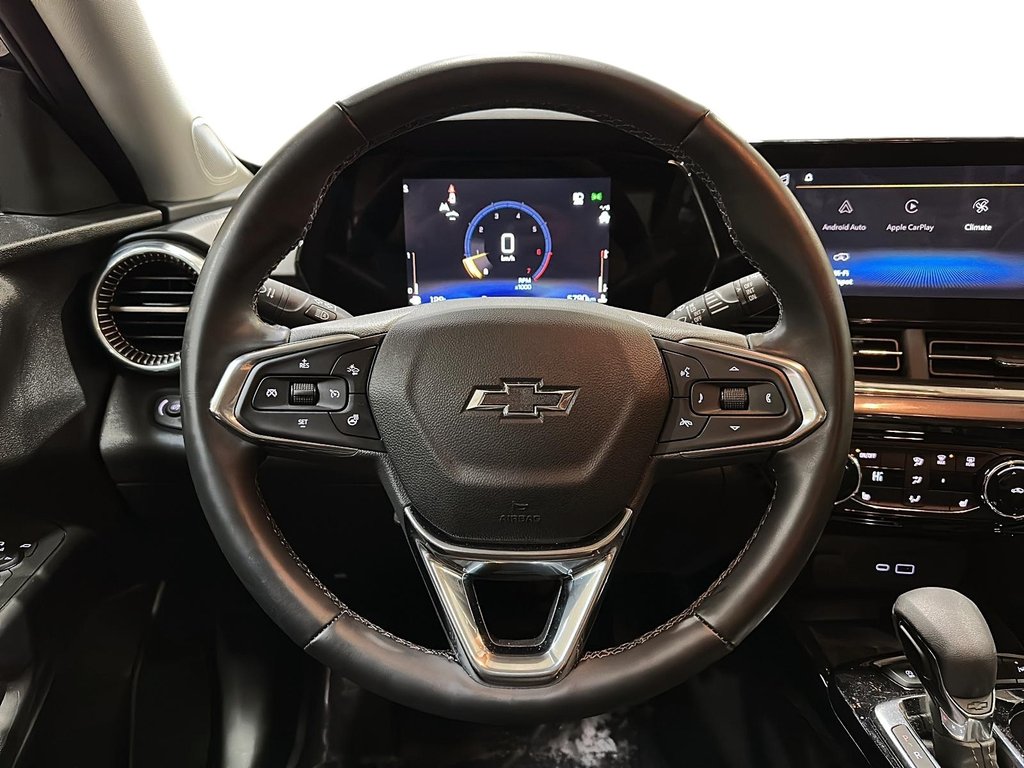 2025 Chevrolet Trax FWD 4dr ACTIV in Brantford, Ontario - 11 - w1024h768px