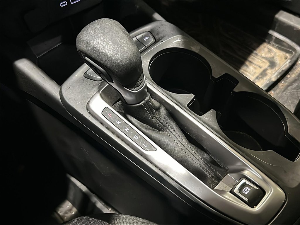 2025 Chevrolet Trax FWD 4dr LS in Brantford, Ontario - 14 - w1024h768px