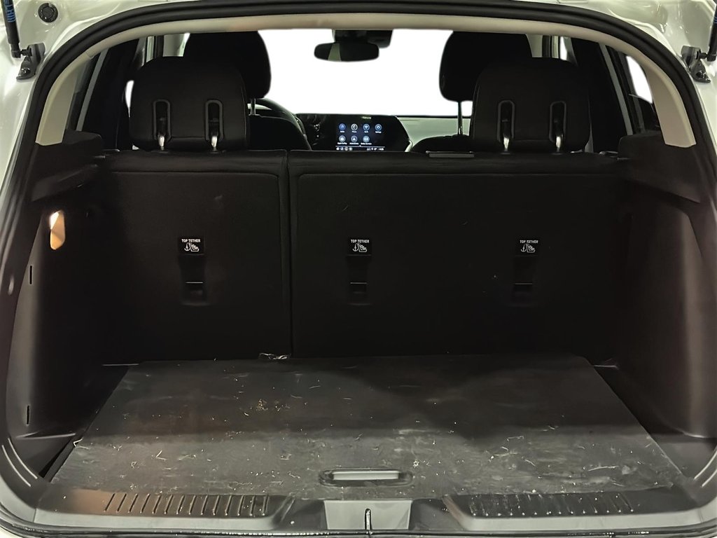 2025 Chevrolet Trax FWD 4dr LS in Brantford, Ontario - 6 - w1024h768px