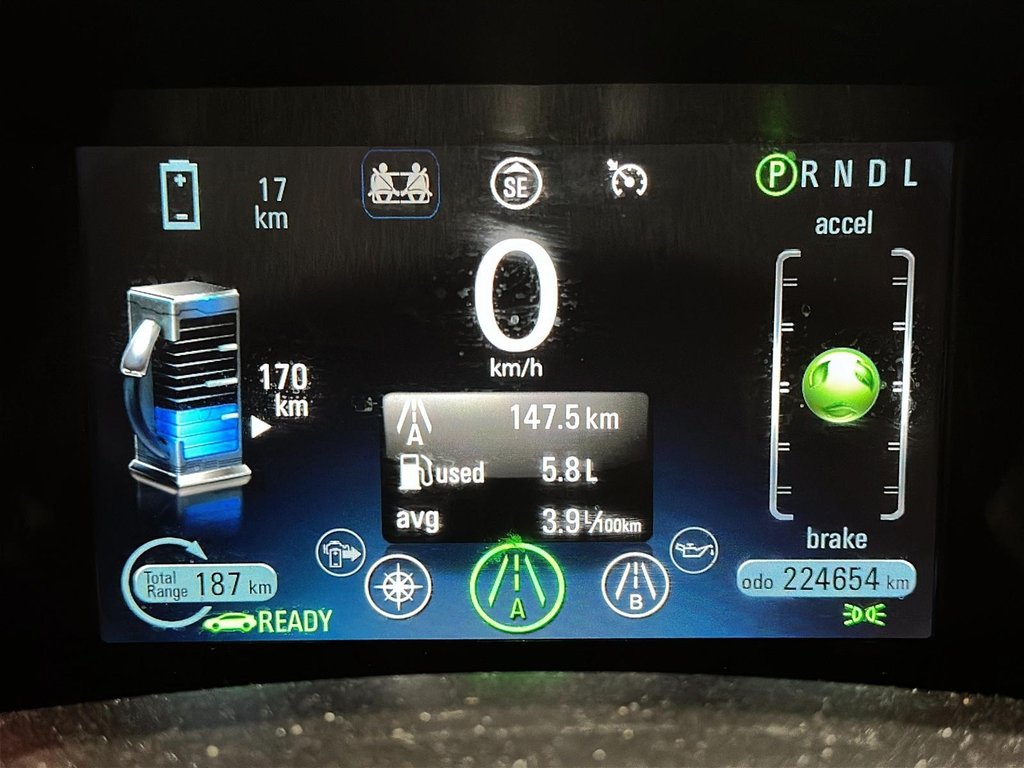 2015 Chevrolet Volt in Stratford, Ontario - 13 - w1024h768px