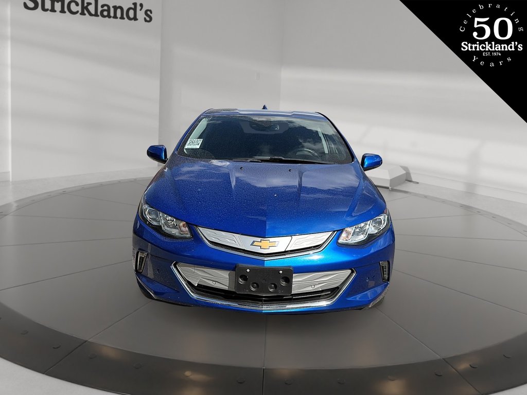 2017  Volt Premier in Stratford, Ontario - 2 - w1024h768px