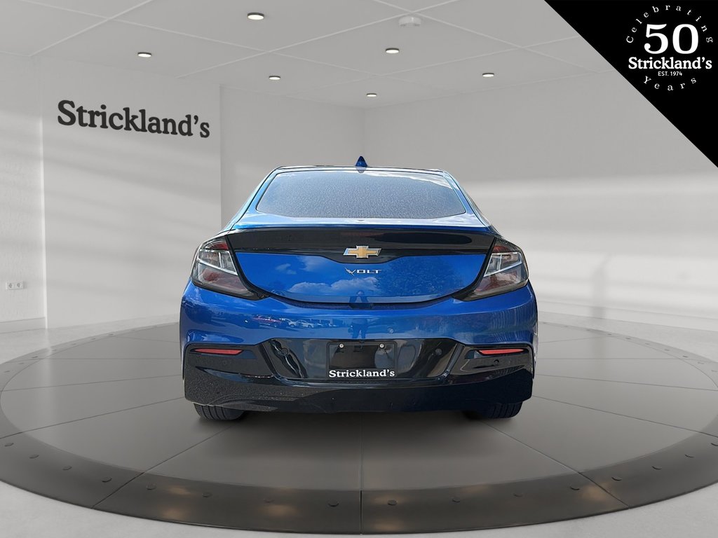 2017  Volt Premier in Stratford, Ontario - 3 - w1024h768px