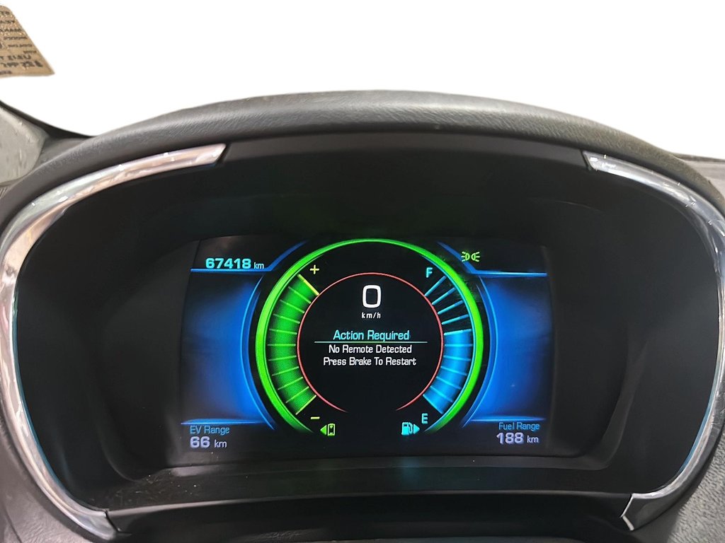 2017 Chevrolet Volt Premier in Stratford, Ontario - 12 - w1024h768px