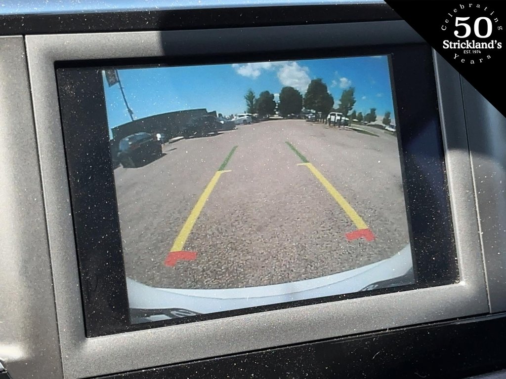 2021 Chrysler Grand Caravan SXT in Stratford, Ontario - 13 - w1024h768px