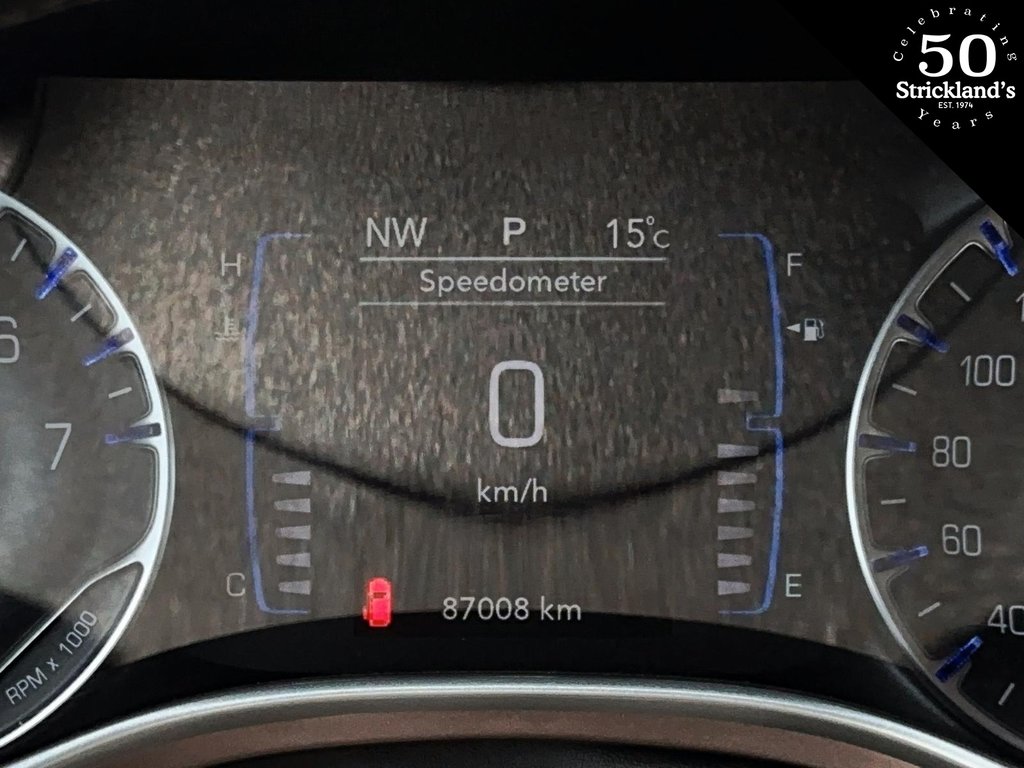 2021 Chrysler Grand Caravan SXT in Stratford, Ontario - 9 - w1024h768px