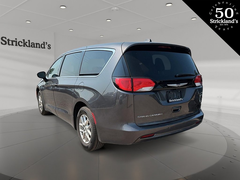 2022  Grand Caravan SXT in Stratford, Ontario - 4 - w1024h768px