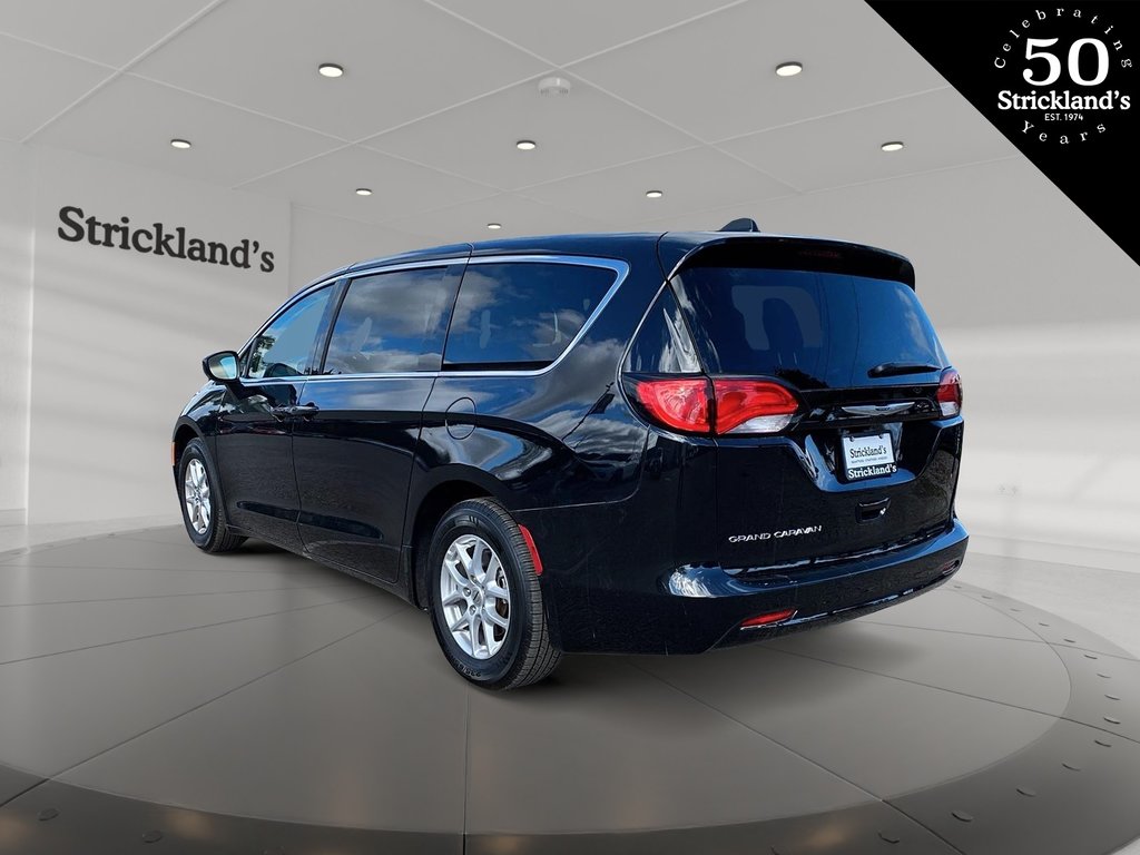 2022  Grand Caravan SXT in Stratford, Ontario - 4 - w1024h768px