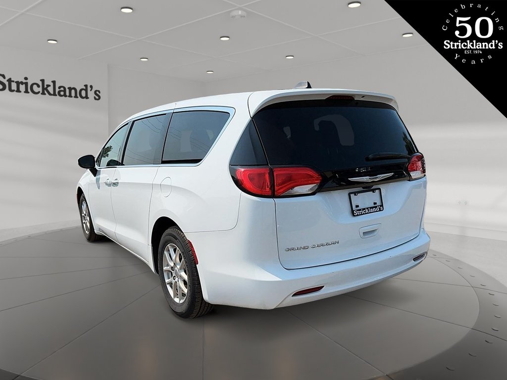 2022  Grand Caravan SXT in Brantford, Ontario - 4 - w1024h768px