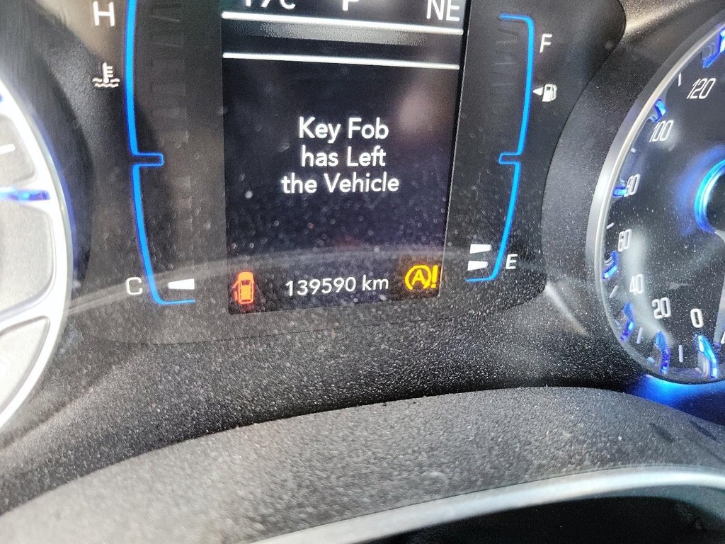2020 Chrysler Pacifica Touring L in Brantford, Ontario - 12 - w1024h768px