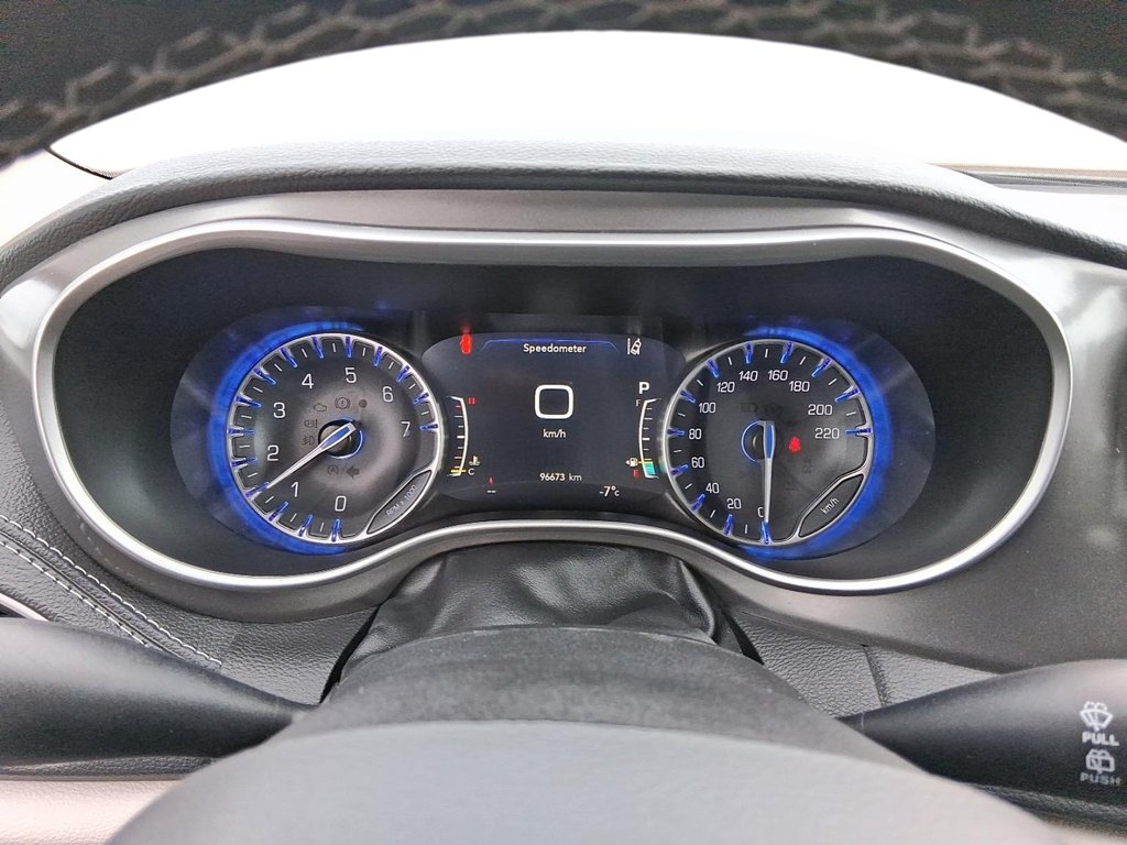 2024 Chrysler Pacifica Touring-L FWD in Brantford, Ontario - 15 - w1024h768px