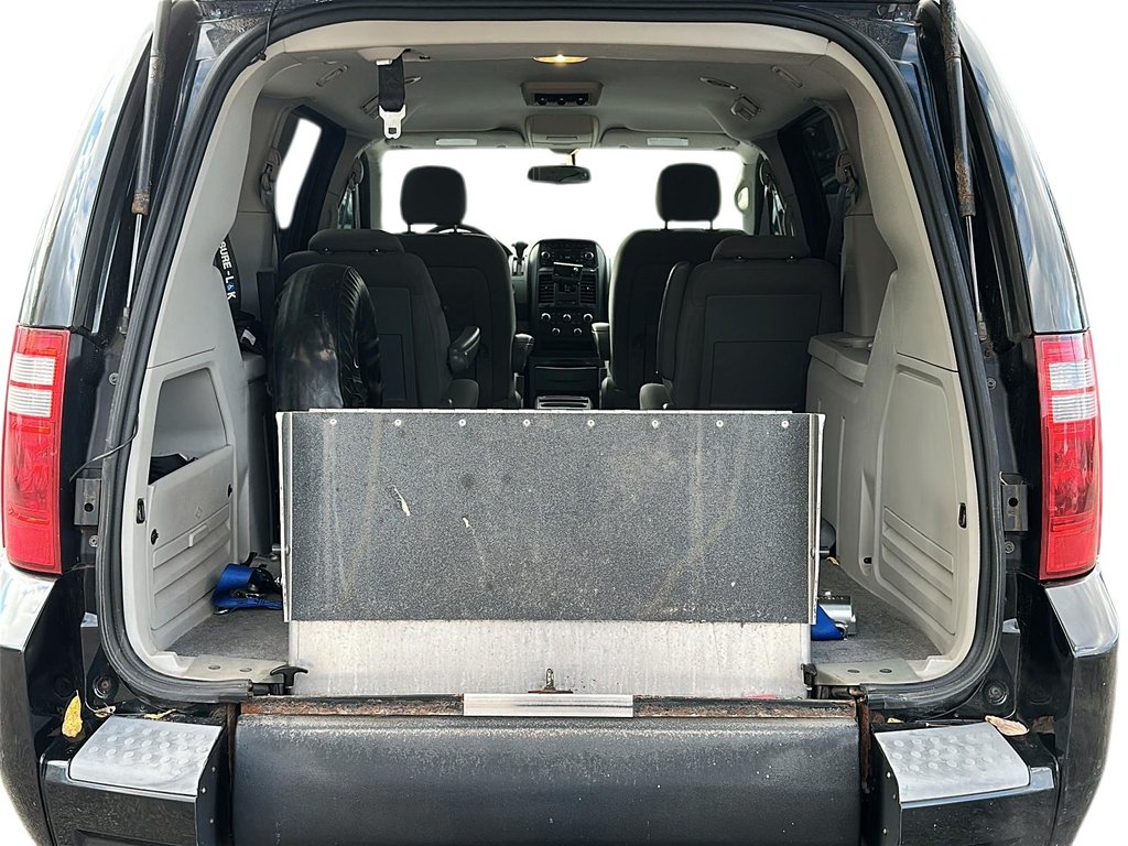 2008 Dodge Grand Caravan SE Wagon in Stratford, Ontario - 6 - w1024h768px