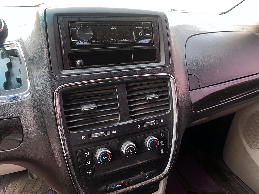 2012 Dodge Grand Caravan Crew in Stratford, Ontario - 11 - w1024h768px