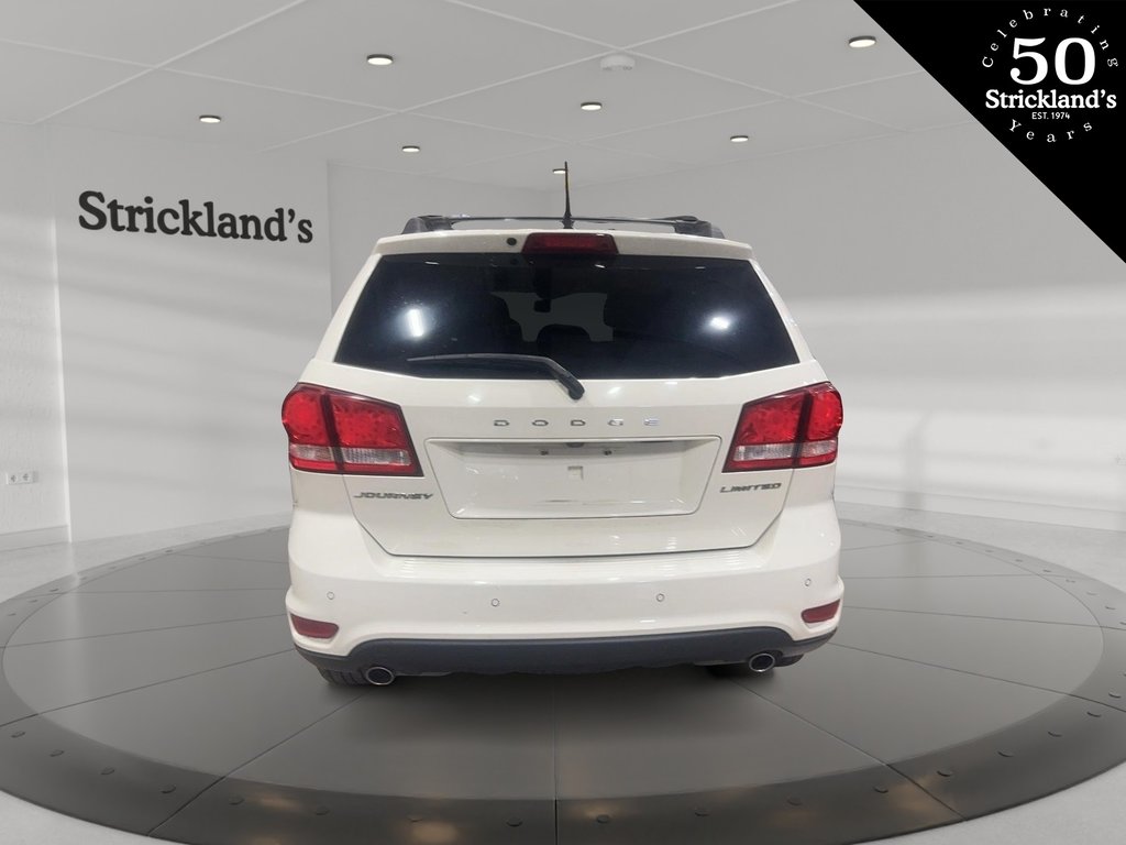 2014 Dodge Journey SXT / Limited in Stratford, Ontario - 3 - w1024h768px