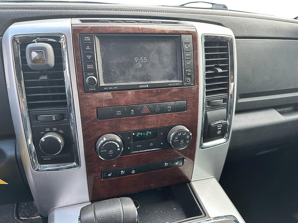 2011 Dodge Ram 1500 Laramie Crew Cab 4WD in Stratford, Ontario - 13 - w1024h768px