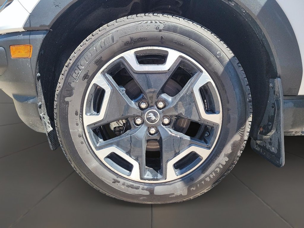 2024 Ford Bronco Sport Outer Banks 4x4 in Brantford, Ontario - 7 - w1024h768px