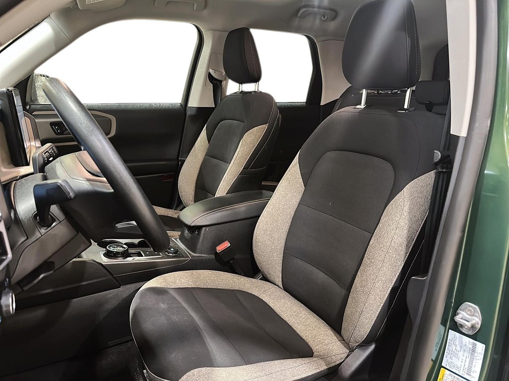 2025 Ford Bronco Sport Big Bend 4x4 in Brantford, Ontario - 8 - w1024h768px