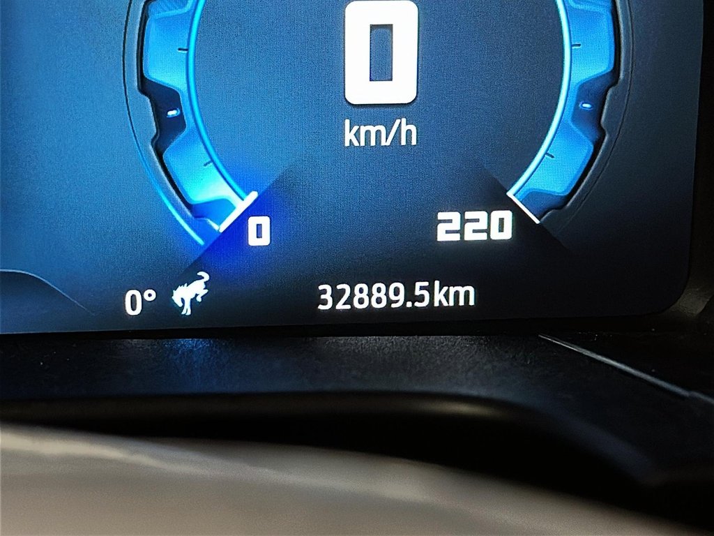 2025 Ford Bronco Sport Outer Banks 4x4 in Brantford, Ontario - 12 - w1024h768px