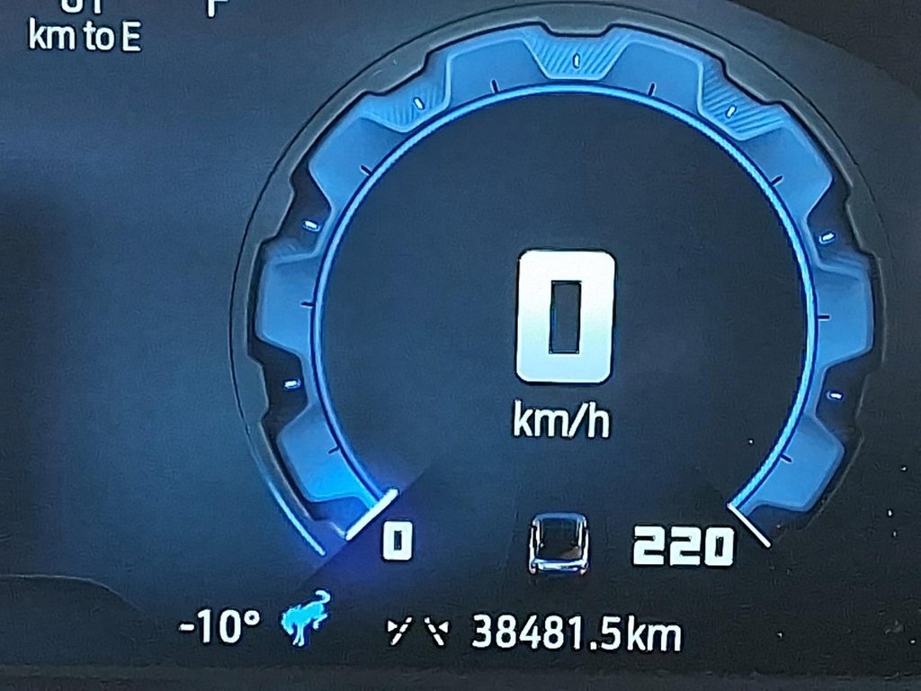 2025 Ford Bronco Sport Big Bend 4x4 in Brantford, Ontario - 13 - w1024h768px