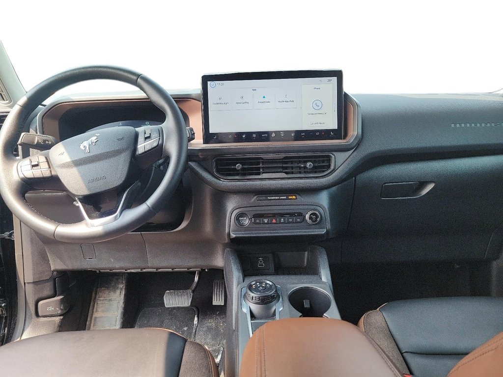 2025 Ford Bronco Sport Outer Banks 4x4 in Brantford, Ontario - 9 - w1024h768px