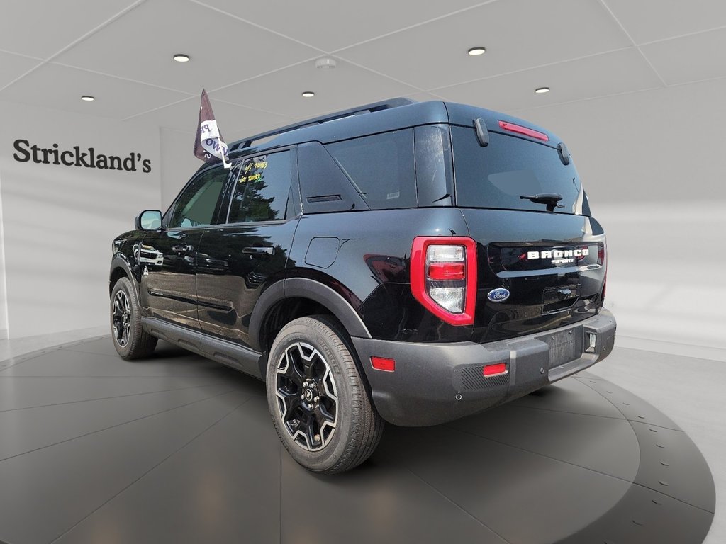2025 Ford Bronco Sport Outer Banks 4x4 in Brantford, Ontario - 4 - w1024h768px