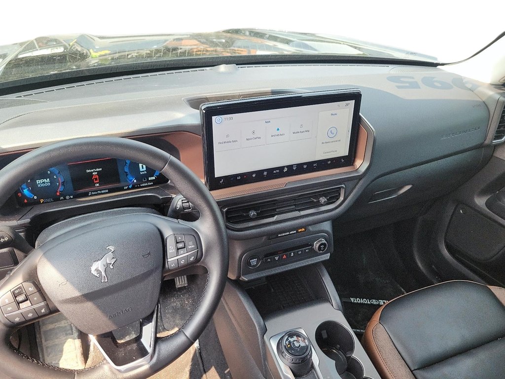 2025 Ford Bronco Sport Outer Banks 4x4 in Brantford, Ontario - 13 - w1024h768px