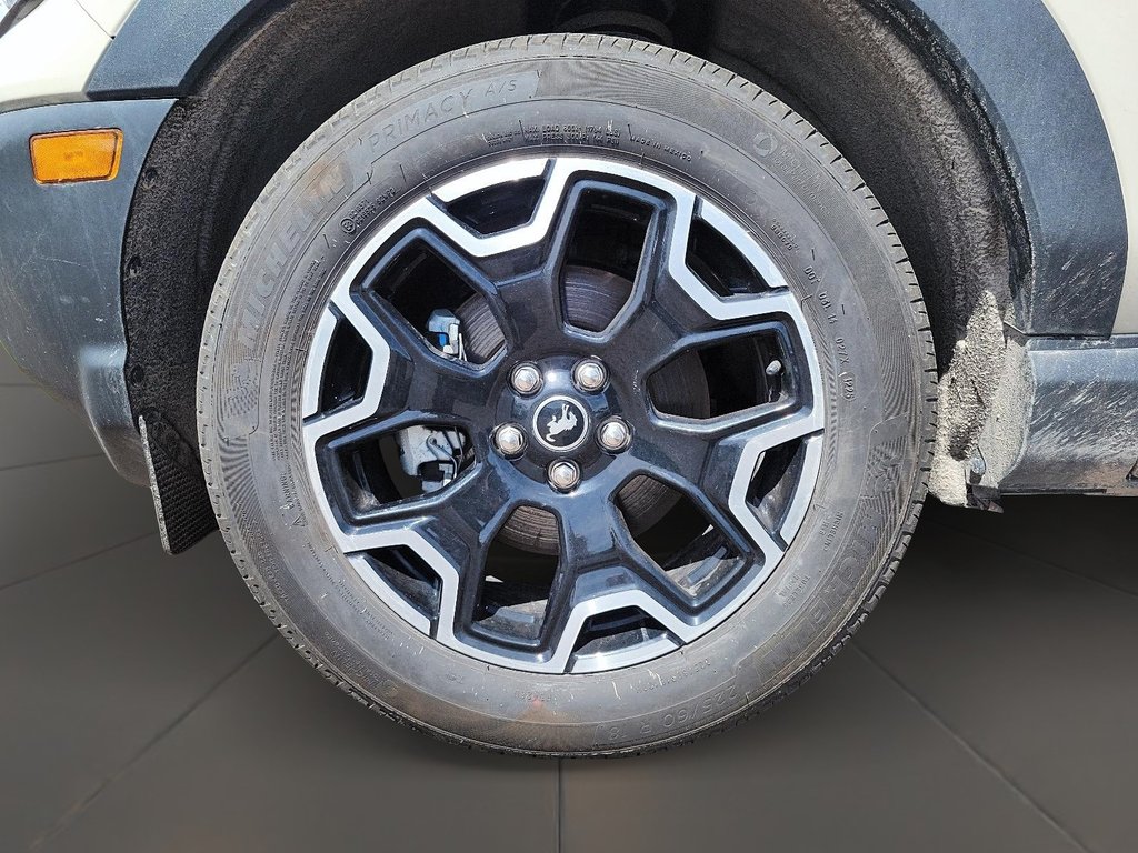 2025 Ford Bronco Sport Outer Banks 4x4 in Brantford, Ontario - 7 - w1024h768px