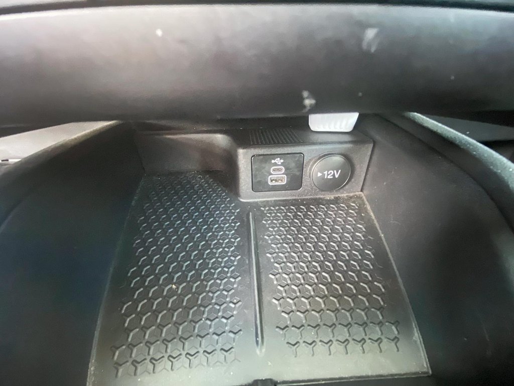 2023 Ford Bronco Sport Big Bend 4x4 in Brantford, Ontario - 15 - w1024h768px