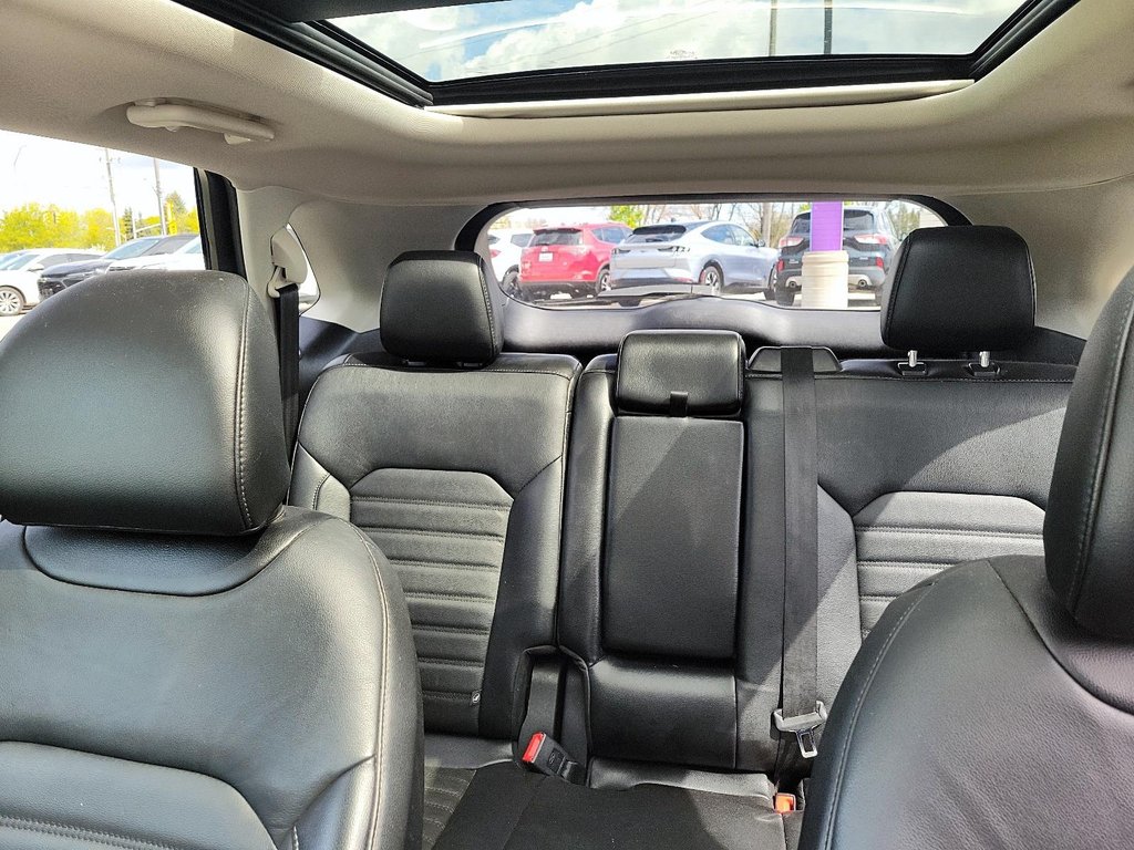 2015 Ford Edge SEL - AWD in Brantford, Ontario - 14 - w1024h768px