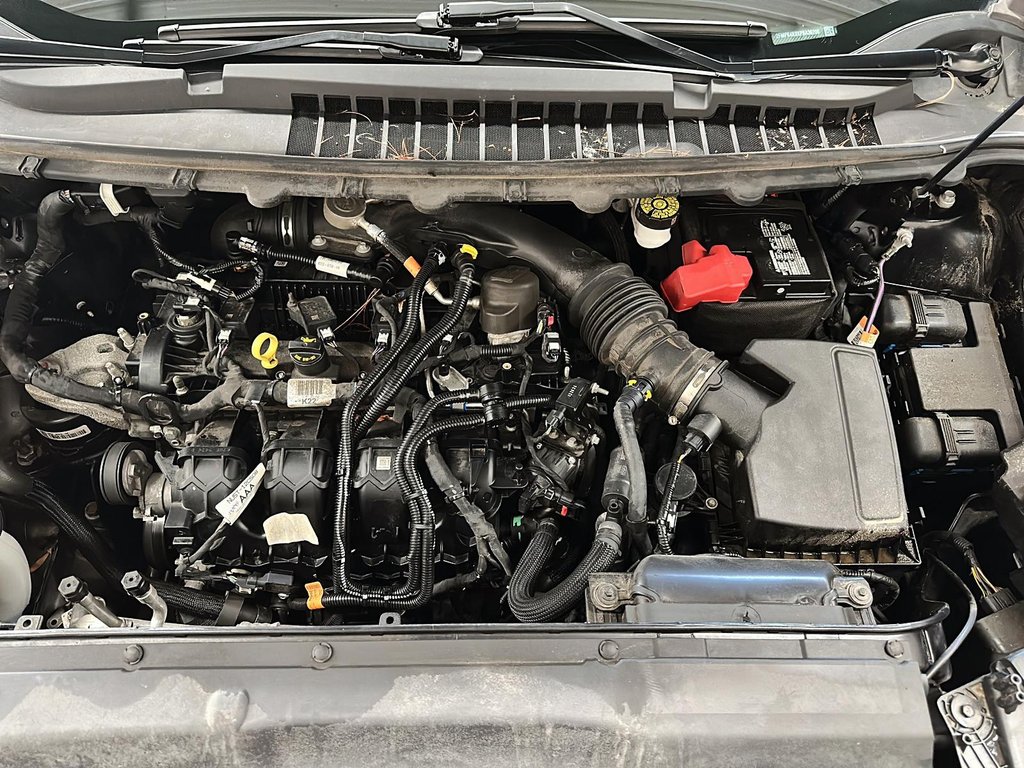 2023 Ford Edge Titanium AWD in Brantford, Ontario - 7 - w1024h768px