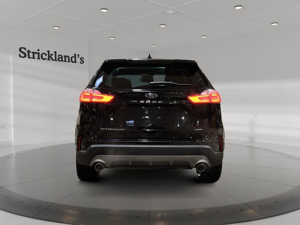 2023 Ford Edge Titanium AWD in Stratford, Ontario - 3 - w1024h768px