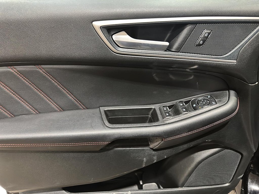2024 Ford Edge ST Line AWD in Stratford, Ontario - 10 - w1024h768px