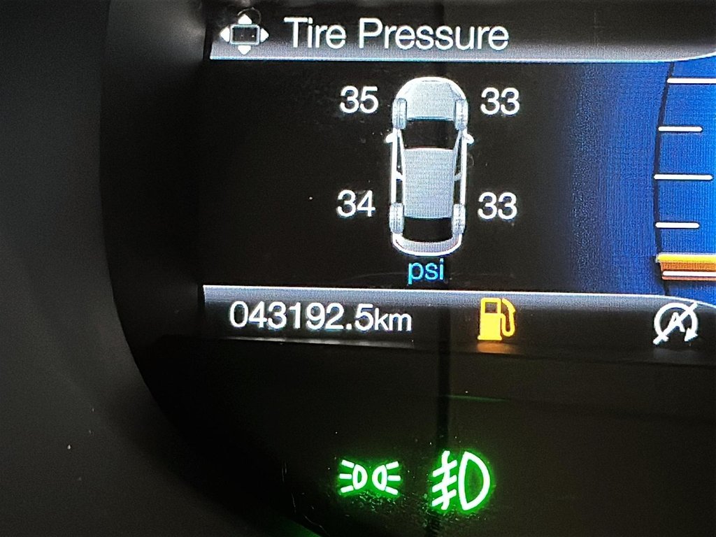 2024 Ford Edge ST Line AWD in Stratford, Ontario - 12 - w1024h768px