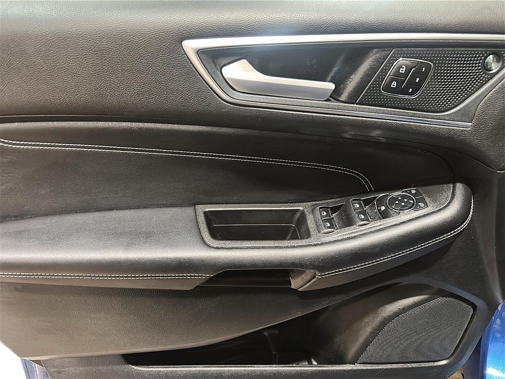 2024 Ford Edge Titanium AWD in Brantford, Ontario - 10 - w1024h768px