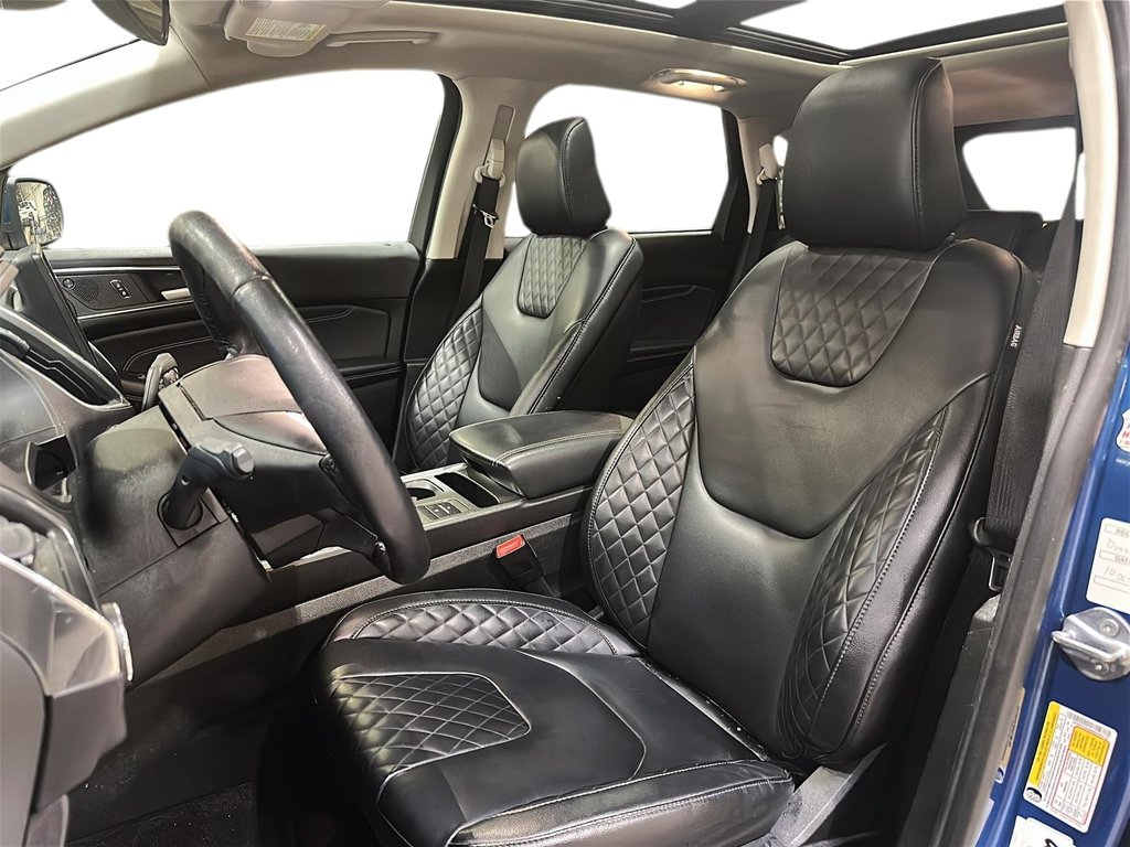 2024 Ford Edge Titanium AWD in Brantford, Ontario - 8 - w1024h768px