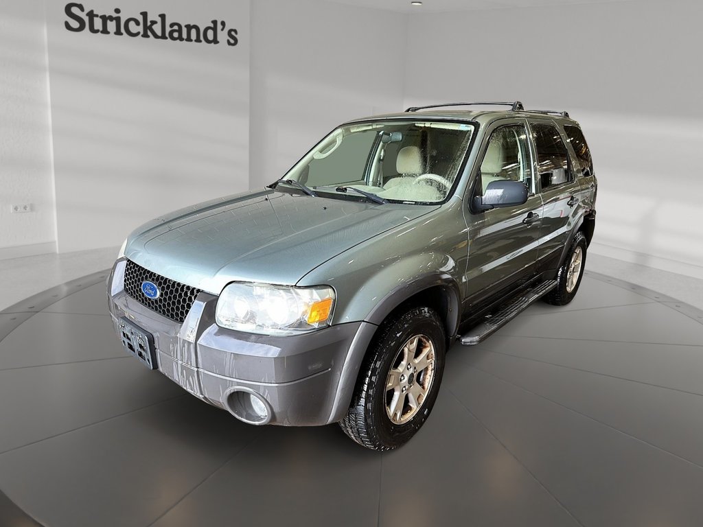 2006 Ford Escape XLT V6 FWD in Stratford, Ontario - 1 - w1024h768px