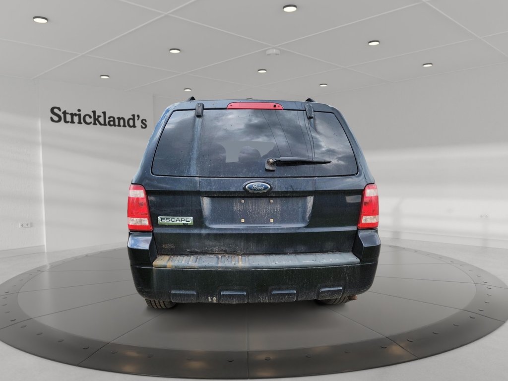 2009 Ford Escape XLT 4Dr 2WD 6CYL in Brantford, Ontario - 3 - w1024h768px
