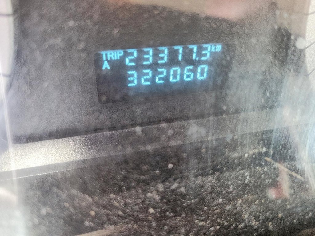 2009 Ford Escape XLT 4Dr 2WD 6CYL in Brantford, Ontario - 12 - w1024h768px