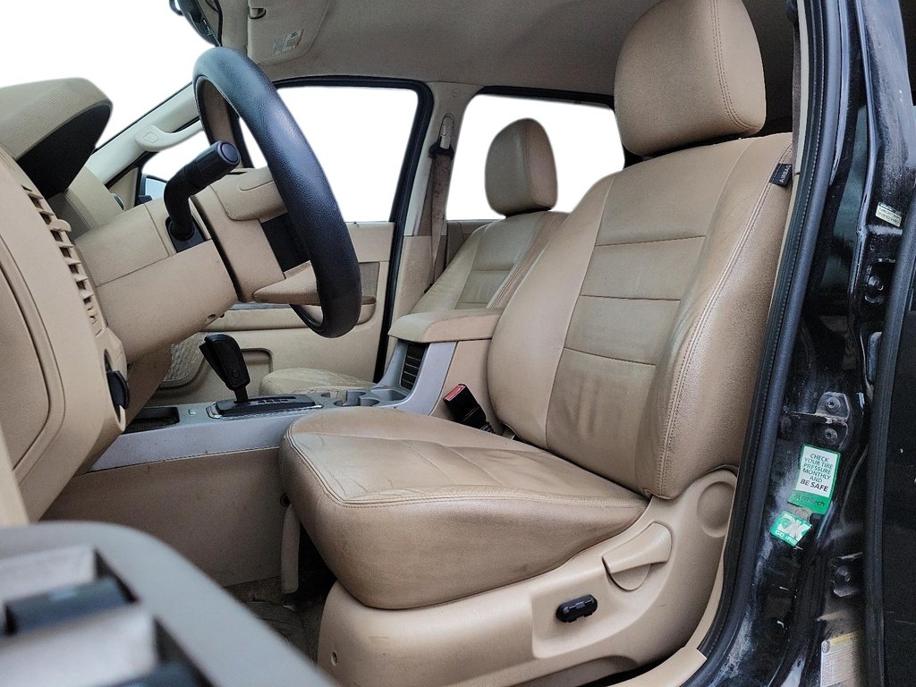 2009 Ford Escape XLT 4Dr 2WD 6CYL in Brantford, Ontario - 8 - w1024h768px